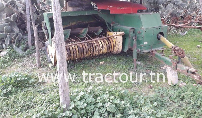 À vendre Presse à paille – Brissa John Deere 342 A complet