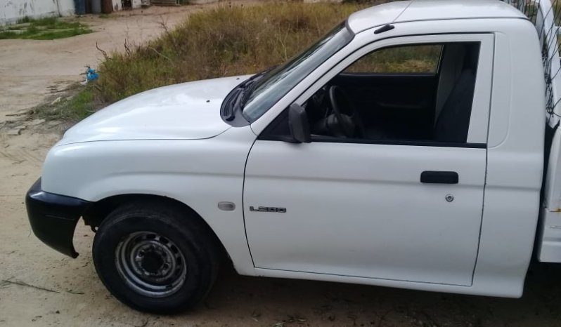 À vendre Camionnette 2 portes avec benne Mitsubishi L200 (2008) complet