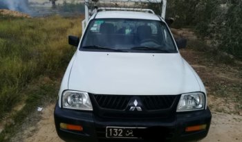 À vendre Camionnette 2 portes avec benne Mitsubishi L200 (2008) complet