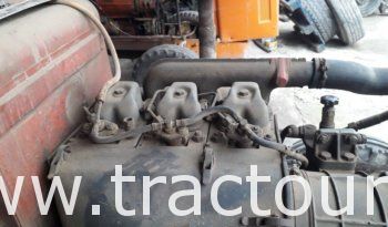 À vendre Tracteur Renault – 3 cylindres complet