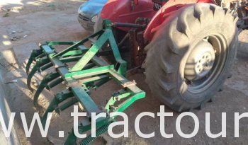 À vendre Tracteur Massey Ferguson 135 avec canadienne 9 dents complet