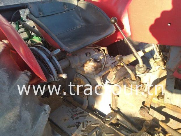 À vendre Tracteur Massey Ferguson 135 avec canadienne 9 dents complet