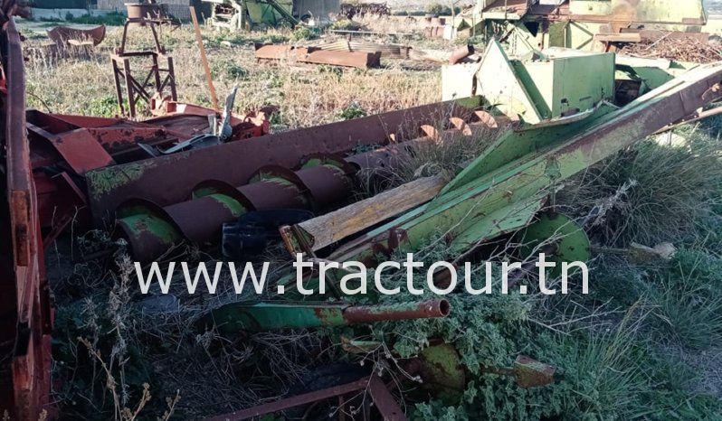 À vendre ferraille matériel agricole roue remorque agricole plateau complet