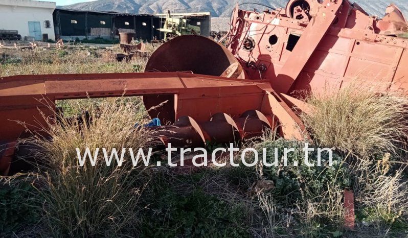 À vendre ferraille matériel agricole roue remorque agricole plateau complet