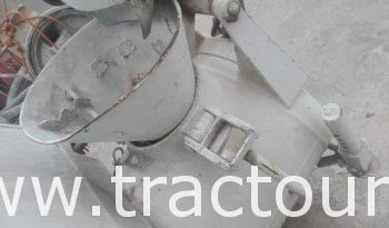 À vendre Pompe à chape Putzmeister M740 avec moteur Deutz 1011 3 cylindres complet