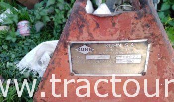 À vendre 2 Faucheuses à simple section Kuhn (1990) complet
