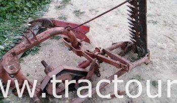 À vendre 2 Faucheuses à simple section Kuhn (1990) complet