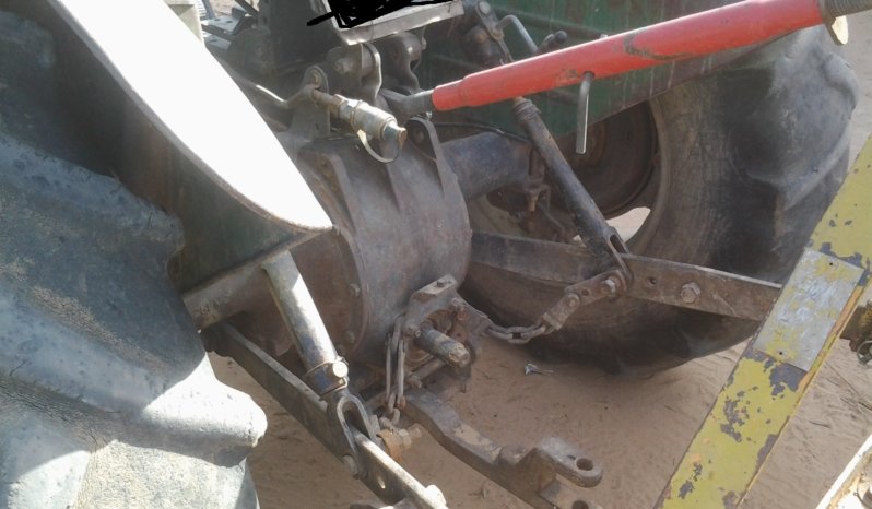 À vendre Tracteur Massey Ferguson 240 complet