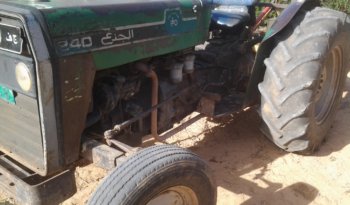 À vendre Tracteur Massey Ferguson 240 complet