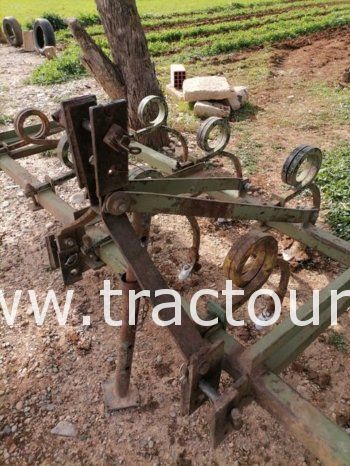 À vendre Tracteur Landini 8860 avec canadienne 11 dents complet