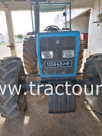 À vendre Tracteur Landini 8860 avec canadienne 11 dents complet