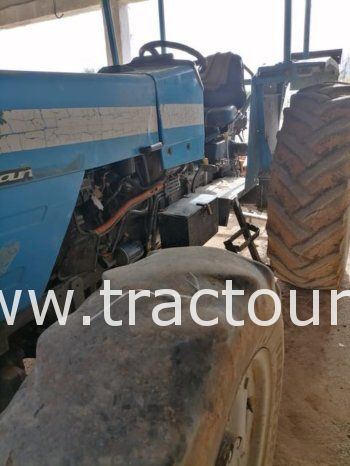 À vendre Tracteur Landini 8860 avec canadienne 11 dents complet