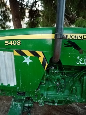 À vendre Tracteur John Deere 5403 (2015) complet