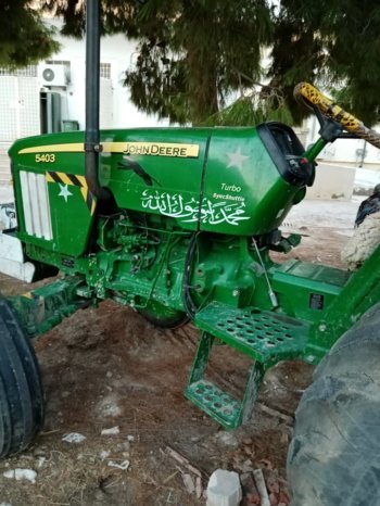 À vendre Tracteur John Deere 5403 (2015) complet