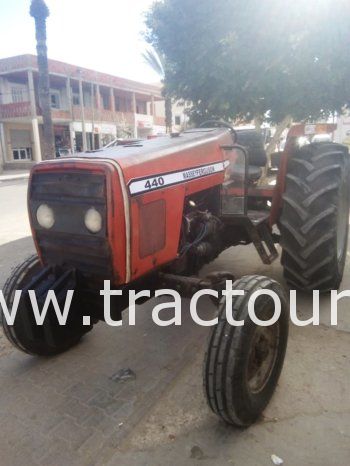 À vendre Tracteur Massey Ferguson 440 (2005) complet