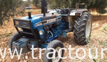 À vendre Tracteur Ford 3930 (3 cylindres) complet