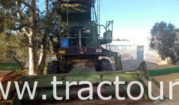 À vendre Moissonneuse batteuse John Deere 955 complet