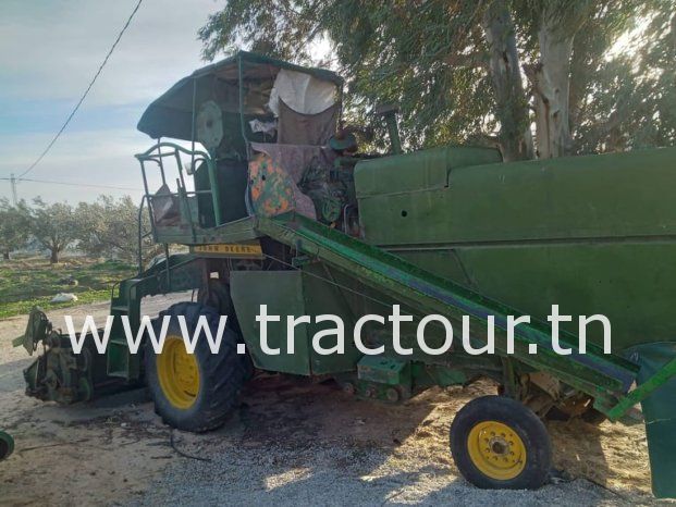 À vendre Moissonneuse batteuse John Deere 955 complet