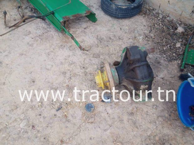 À vendre Moissonneuse batteuse John Deere 955 complet