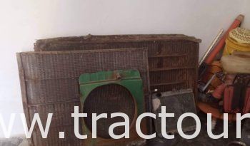 À vendre Moissonneuse batteuse John Deere 955 complet