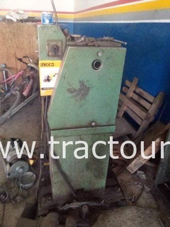 À vendre matériel atelier d’usinage fraisage et tournage complet