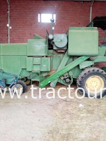 À vendre Moissonneuse batteuse John Deere complet