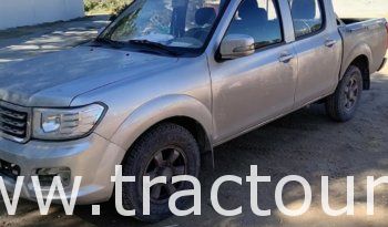 À vendre Camionnette 4 portes avec benne Peugeot Pickup 2.5L complet