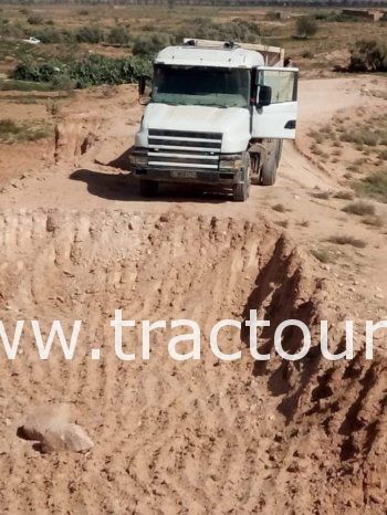 À vendre Tracteur routier Scania 124G complet