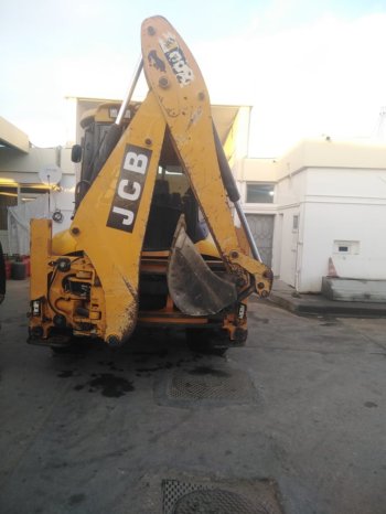 À vendre Tractopelle JCB 3CX complet