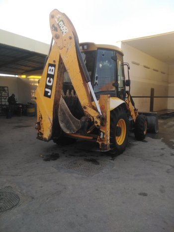 À vendre Tractopelle JCB 3CX complet