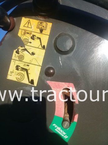 À vendre Chargeur Frontal MX U8 complet