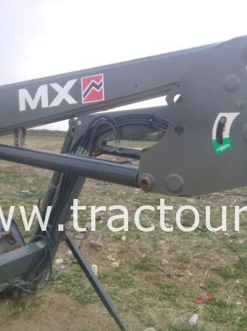 À vendre Chargeur Frontal MX U8 complet