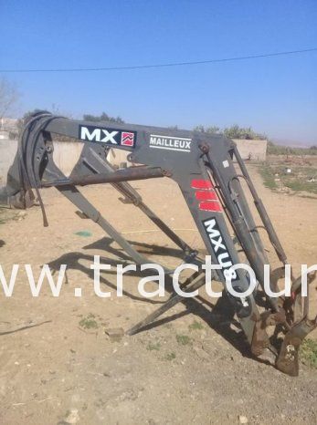 À vendre Chargeur Frontal MX U8 complet
