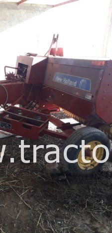 À vendre Presse à paille – Brissa New Holland BC 5060 (2012) complet
