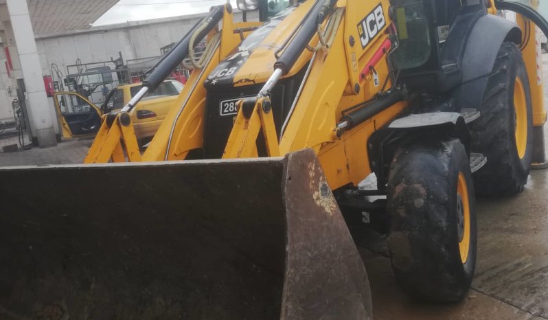 À vendre Tractopelle JCB 3CX (2017) complet