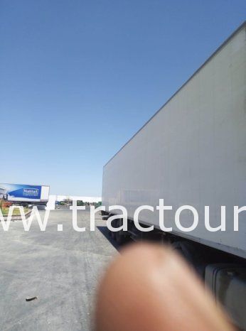 À vendre Tracteur routier Iveco Stralis 430 avec semi remorque fourgon frigorifique complet