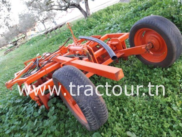 À vendre Tracteur Kubota avec matériels complet