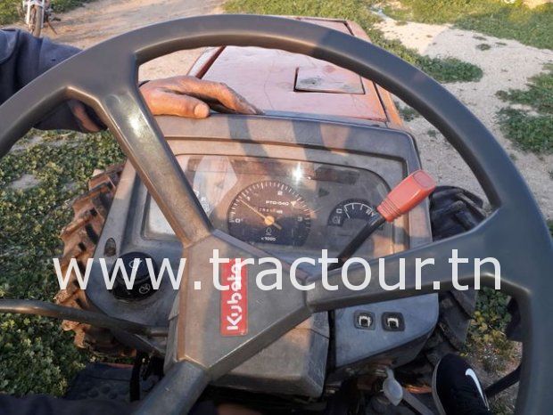 À vendre Tracteur Kubota avec matériels complet