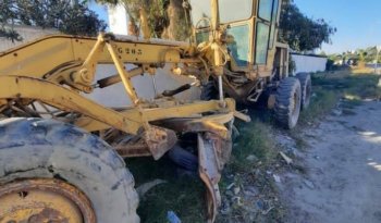 À vendre Niveleuse – Grader Caterpillar 3304 complet