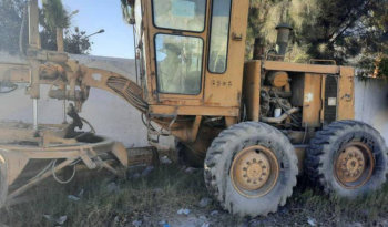 À vendre Niveleuse – Grader Caterpillar 3304 complet