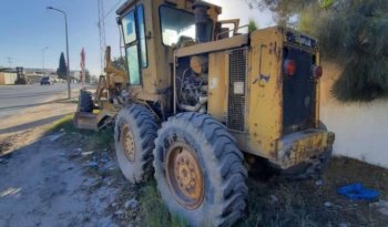 À vendre Niveleuse – Grader Caterpillar 3304 complet