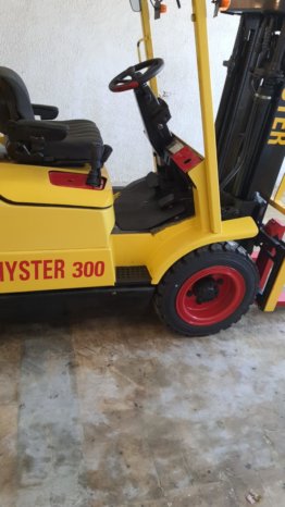 À vendre Chariot élévateur électrique Hyster H 3.00 (Capacité max 3 t) complet