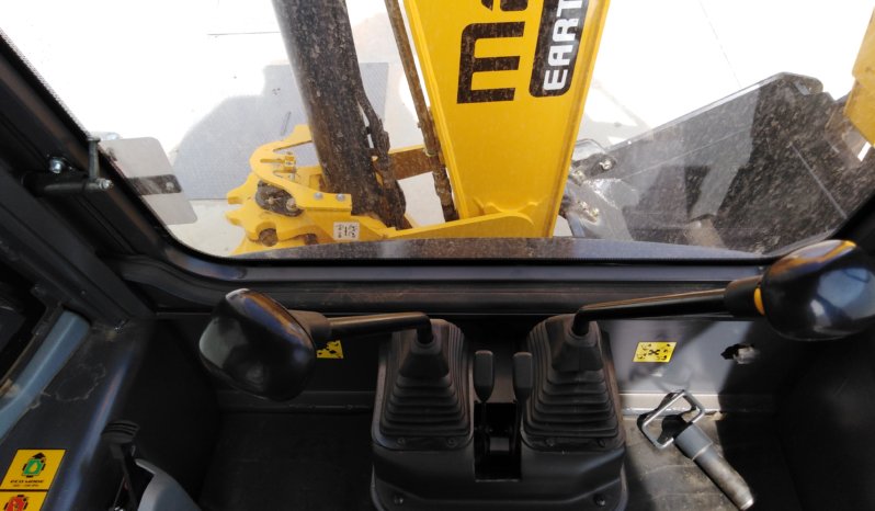 À vendre Tractopelle Mahindra SX complet