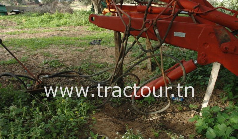 À vendre Chargeur Frontal Massey Ferguson – Al Jadah – Tafe complet