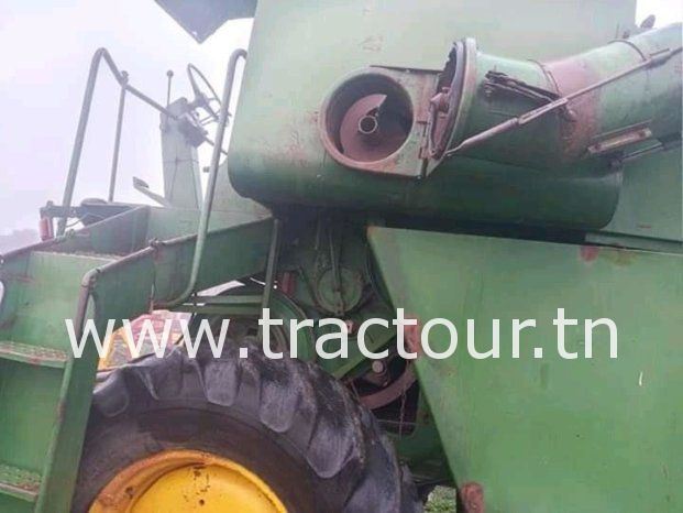 À vendre Moissonneuse batteuse John Deere 630 complet