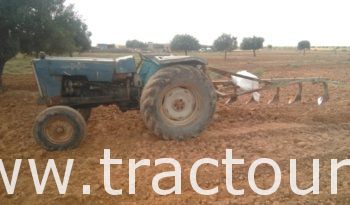 À vendre Tracteur Ebro 470 avec carte grise complet