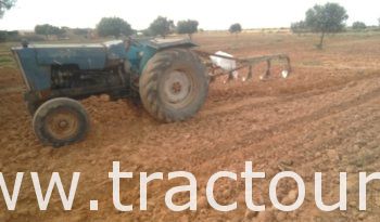 À vendre Tracteur Ebro 470 avec carte grise complet
