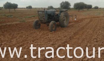 À vendre Tracteur Ebro 470 avec carte grise complet