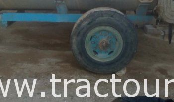 À vendre Semi remorque agricole citerne 5000 Litres avec charrue à 3 disques Simma complet