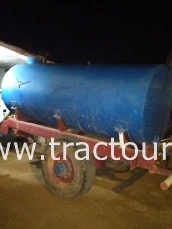 À vendre Semi remorque agricole citerne 5000 Litres complet